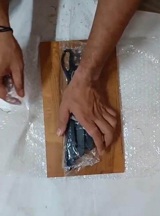 Wooden Chopping Board With 5-Pcs Knife Set - NARIX INDIA 