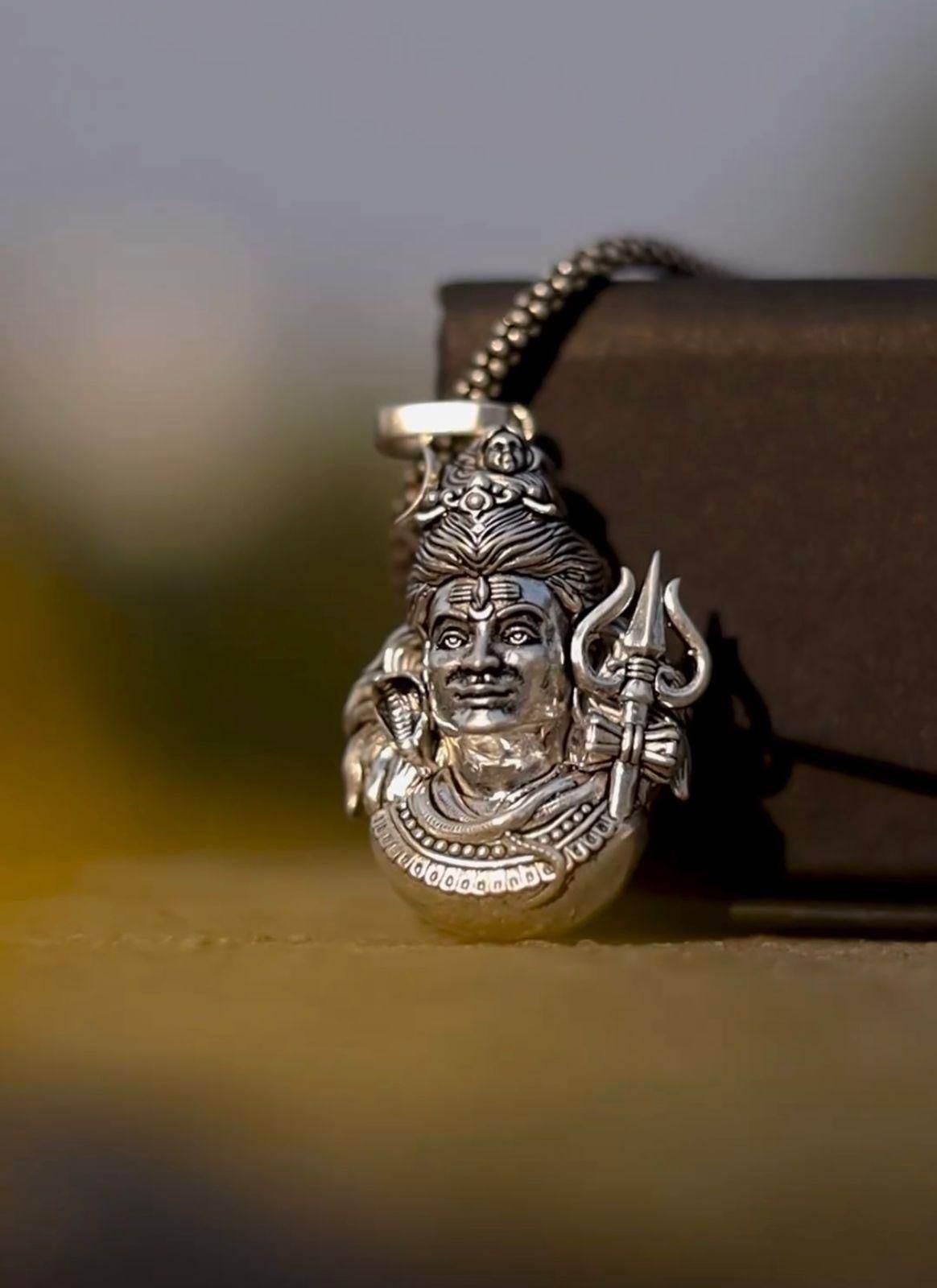 Lord Mahadev Premium Pendant Chain - NARIX INDIA 