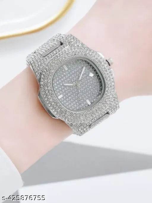 M3 trader steel silver Ladies Watch Rhinestone Decor Date Quartz Watch Holiday Luxury Rhinestone-Encrusted Silver Women Watch Made Of Zinc Alloy A Gift For Friends - NARIX INDIA 